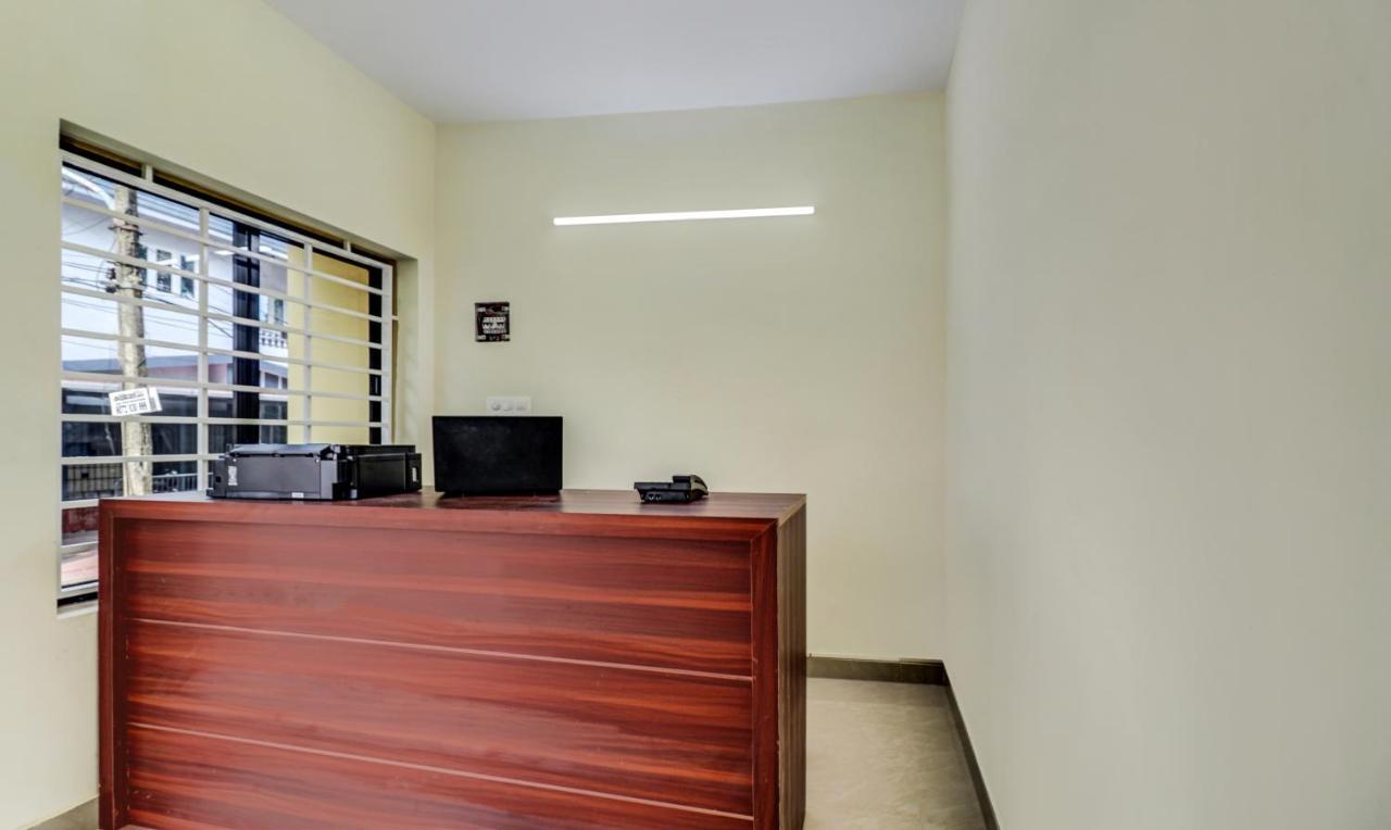 Itsy Hotels Rain Tulsi Stayz, Palarivattom Junction Kochi Exteriér fotografie