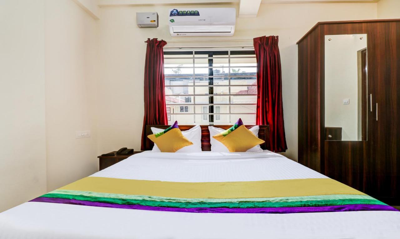 Itsy Hotels Rain Tulsi Stayz, Palarivattom Junction Kochi Exteriér fotografie