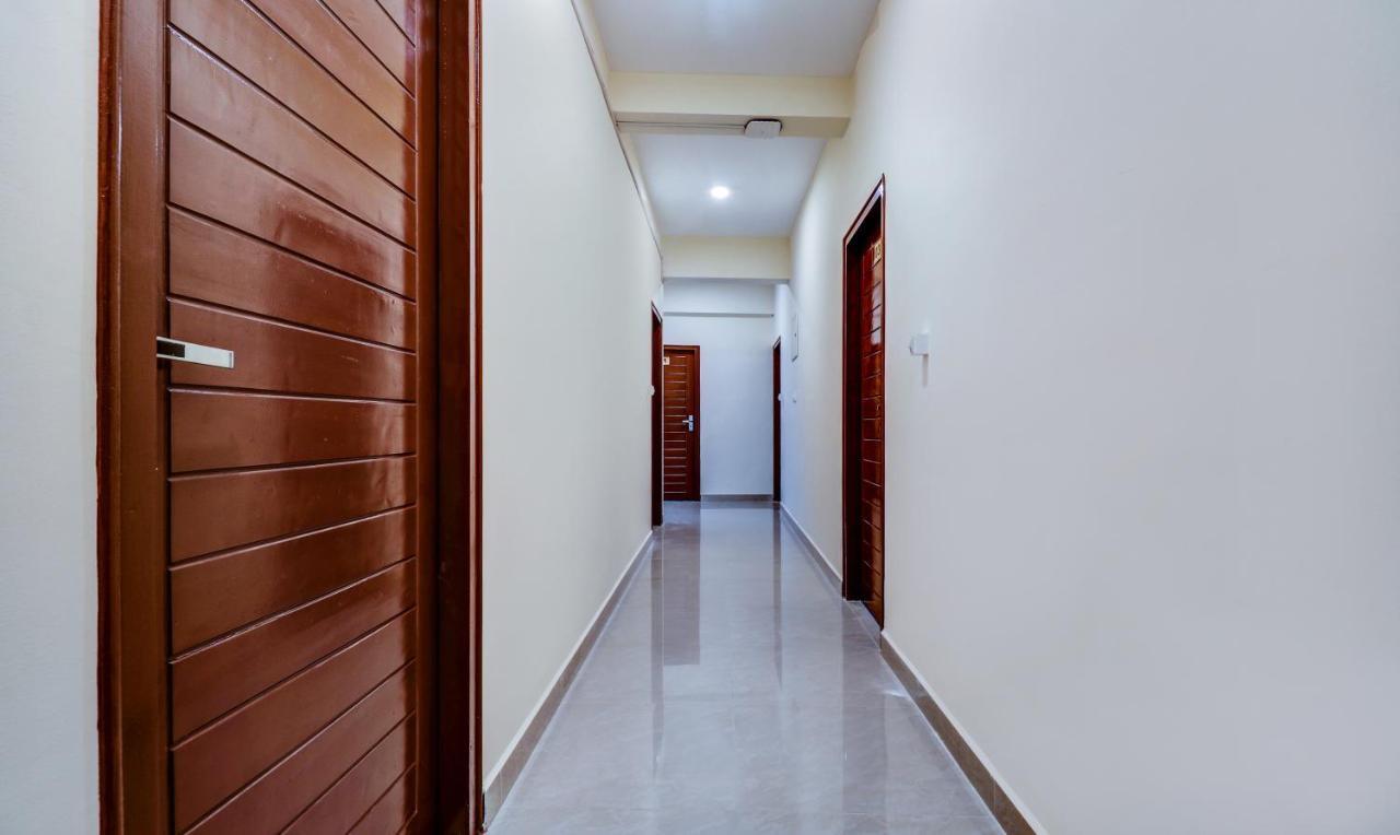 Itsy Hotels Rain Tulsi Stayz, Palarivattom Junction Kochi Exteriér fotografie