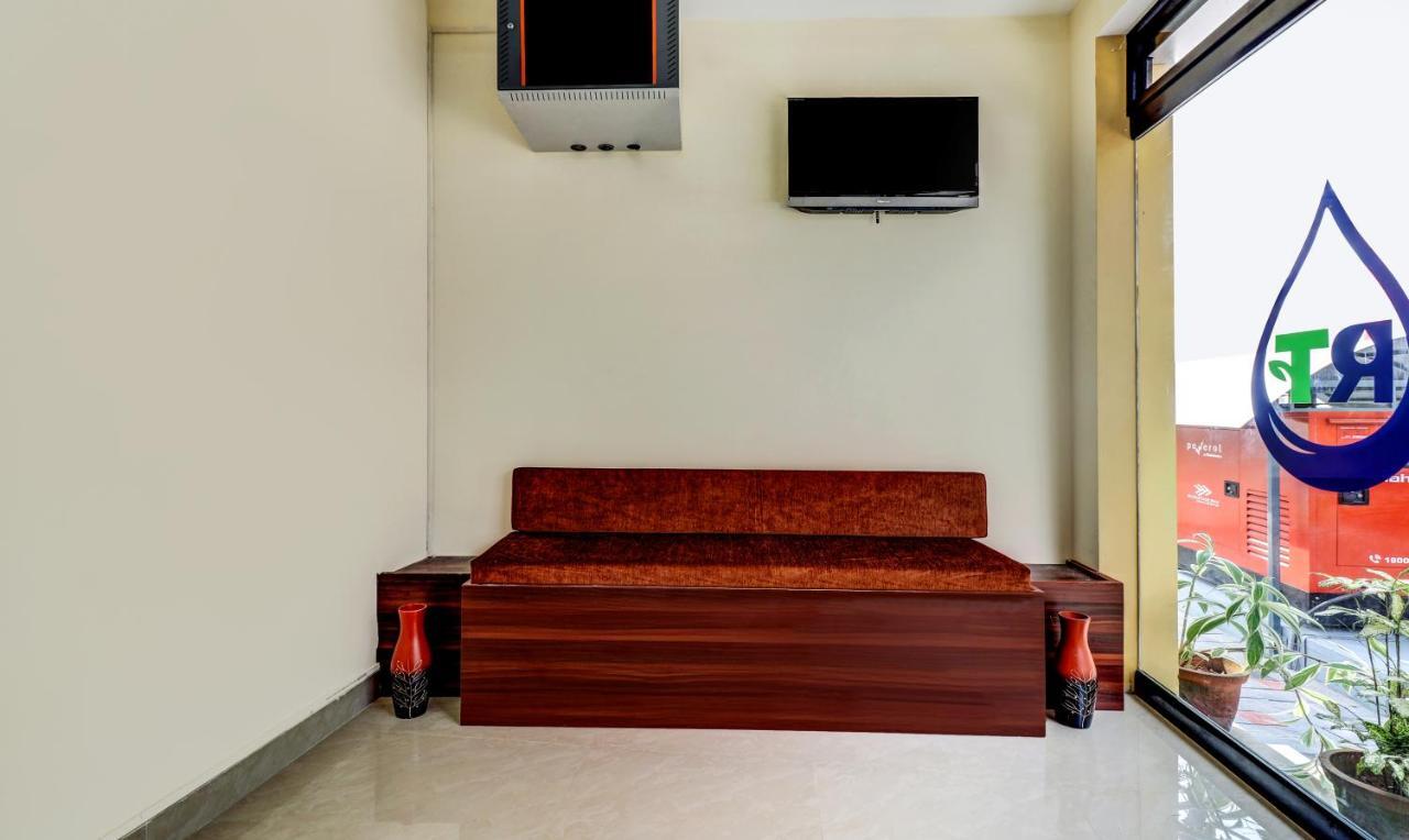 Itsy Hotels Rain Tulsi Stayz, Palarivattom Junction Kochi Exteriér fotografie